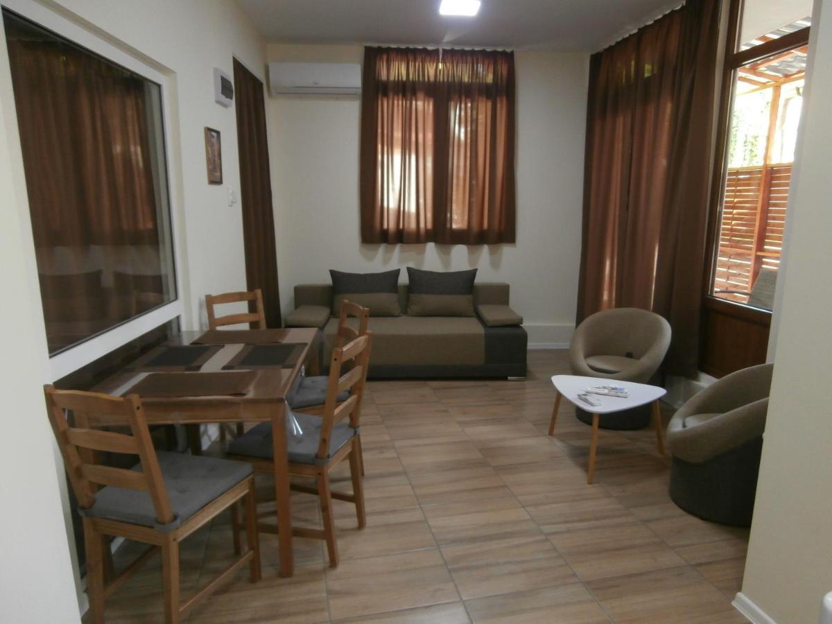 Magnolia Apartman Eger Kültér fotó